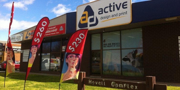 Active Design & Print business card vistaprint