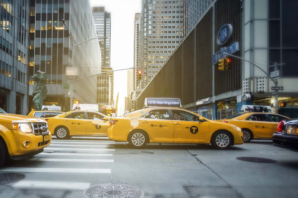 Commutation Made Easy with Our Reliable Taxi Service in Melbourne