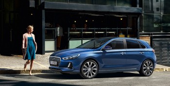 Get Hyundai i30 Hatchback Car on Rent in Melbourne