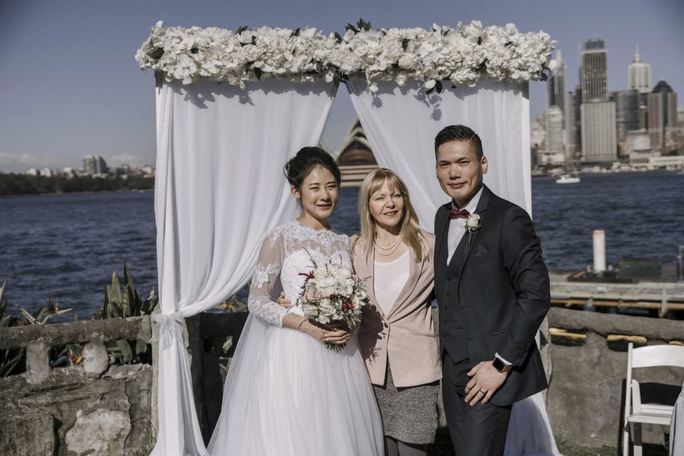 Professionally Experienced Wedding Celebrant to Hire in Sydney