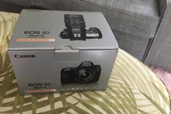 FOR SALE:Canon EOS 5D Mark IV...$1500USD