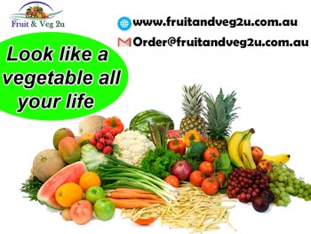   How can I examine fruits or vegetables in a market ?