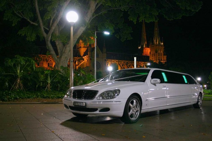 Wedding Limousines Cars for Memorable Events