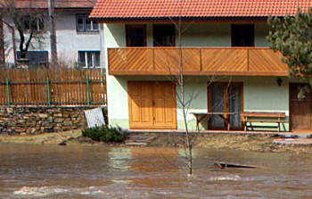 Get professional Water Damage Restoration in Hawthorn