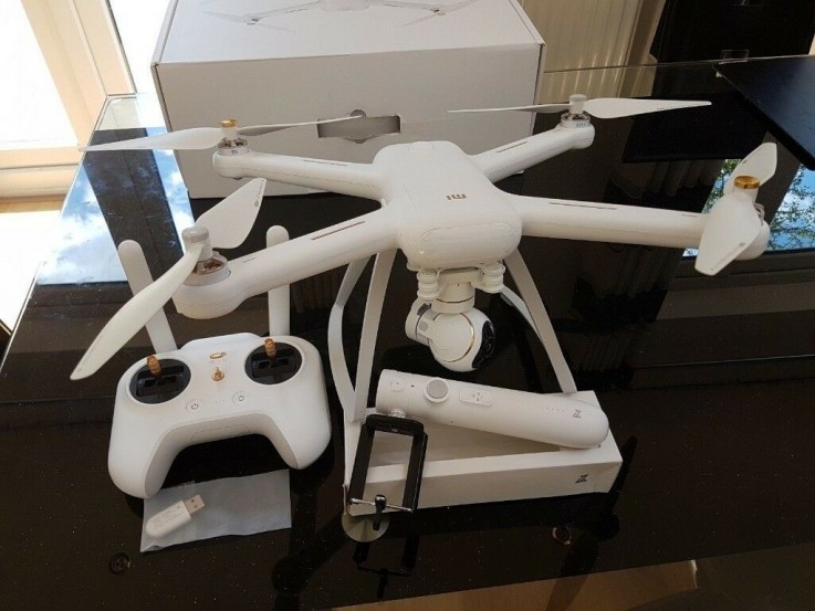   DJI Phantom 3 Standard RC Drone QuadCo