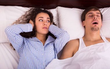 Specialist in Snoring Treatment in Melbourne from Chelsea Cosmetics Melbourne - Call Us Today!