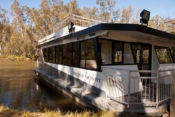 Harlan Transport: Melbourne Bus Hire Charter & Private Group Tours