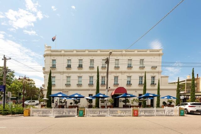Middle Park Hotel