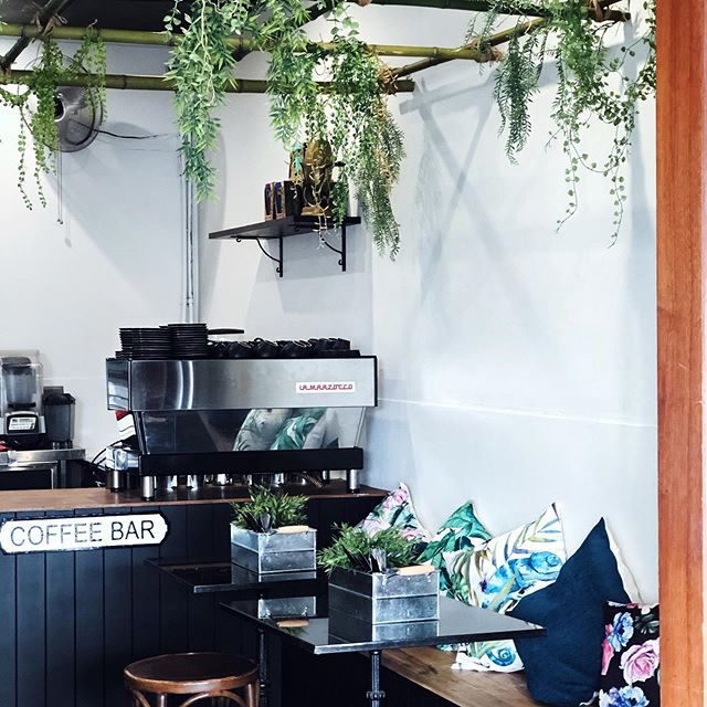 Ave' Cucina & Coffee Bar