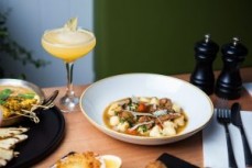 One Fifty Ascot Bar & Eatery