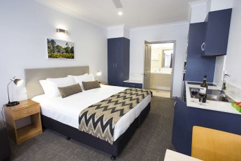 Altitude Motel Apartments