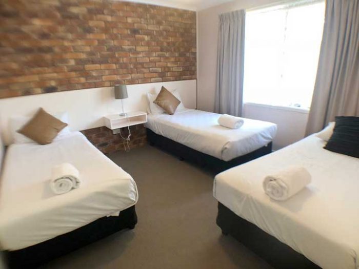 Jacaranda Place Motor Inn