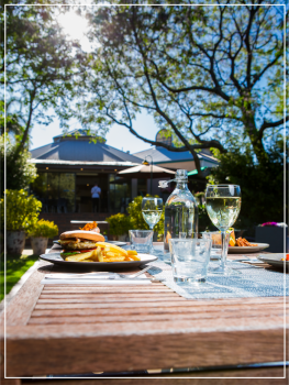 Kingfishers Cafe Restaurant