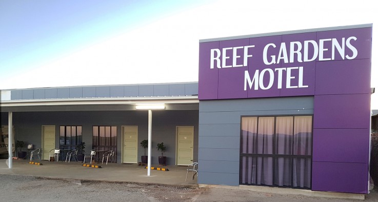 Proserpine Reef Gardens Motel