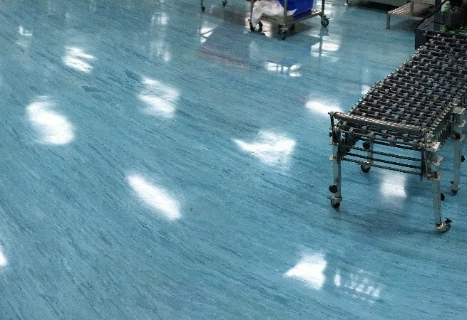 Vinyl Floor Restoration