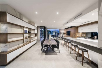 International Cabinet's