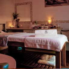 Aqualine Beauty & Day Spa