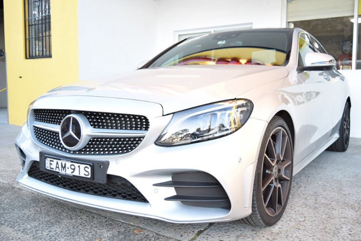 Lustre-Glo Smash Repairs