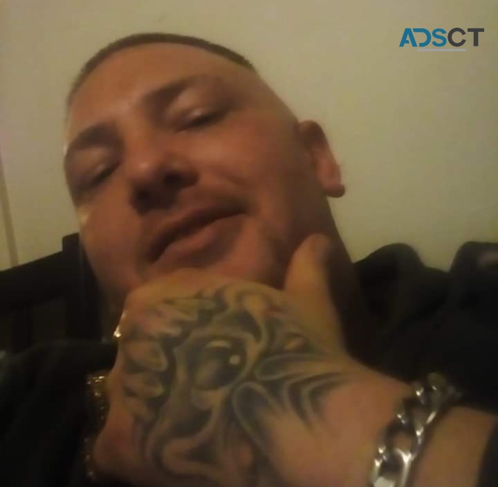 Lady's wat do U want me to do 