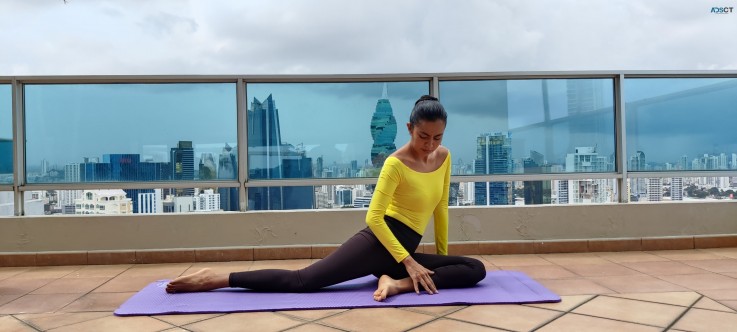 Private Stretching & Spanish Class Online