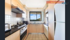 Share a 2-Bedroom Apt with Bay view