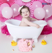 Are you in search of a cake smash photographer in Brisbane