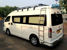 Melbourne Airport Maxi Cab - Your Premier Airport Transportation Solution