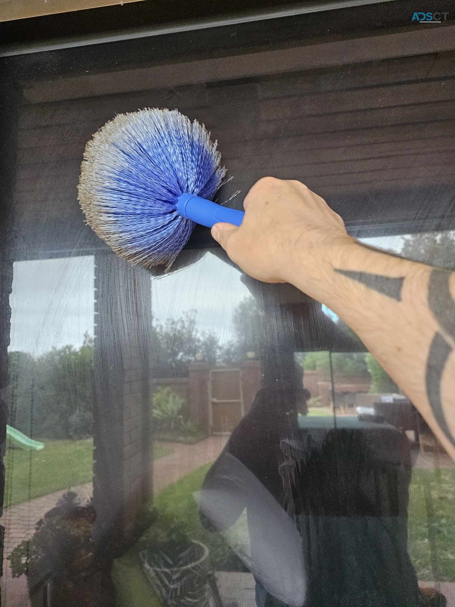 Window Cleaning Service in Patterson Lakes
