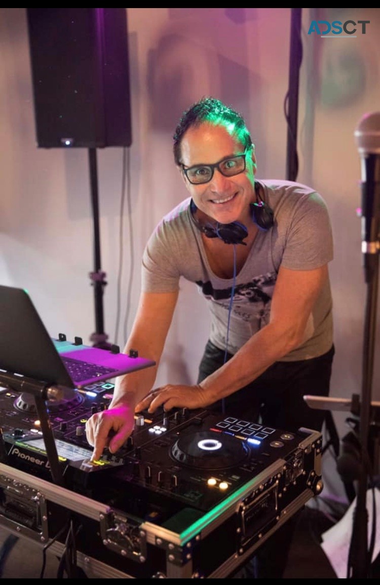 Unwind and Dance: DJ Dino Live Set at Ca