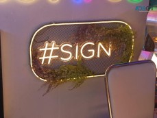Signovate And Design's |letter sign boar