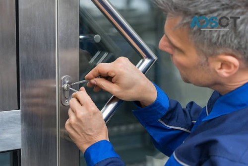 Car Locksmith Adelaide: Fast & Reliable – 24Hr Lock Out Assistance