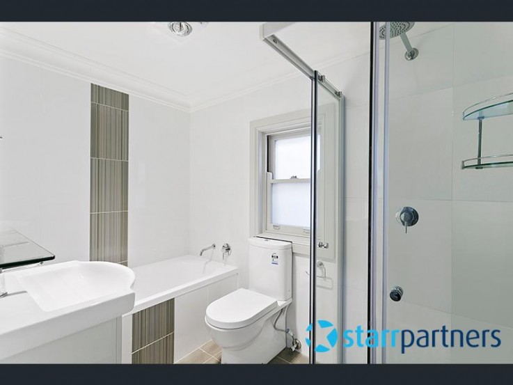 Looking for car transport company in Australia 