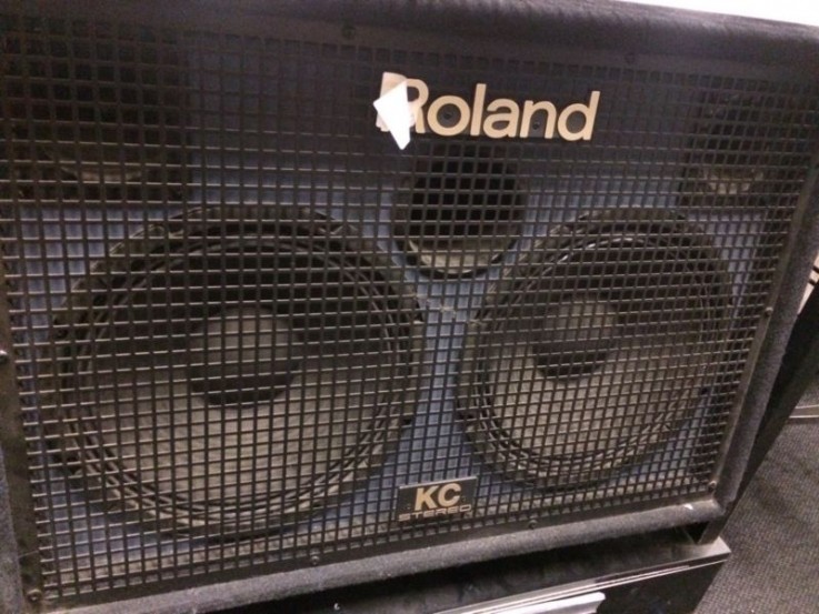 Roland KC880 percussion amplifier AN1198