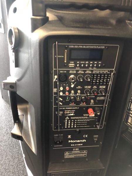 Monarch SQ-415BW Portable Speaker DK1237