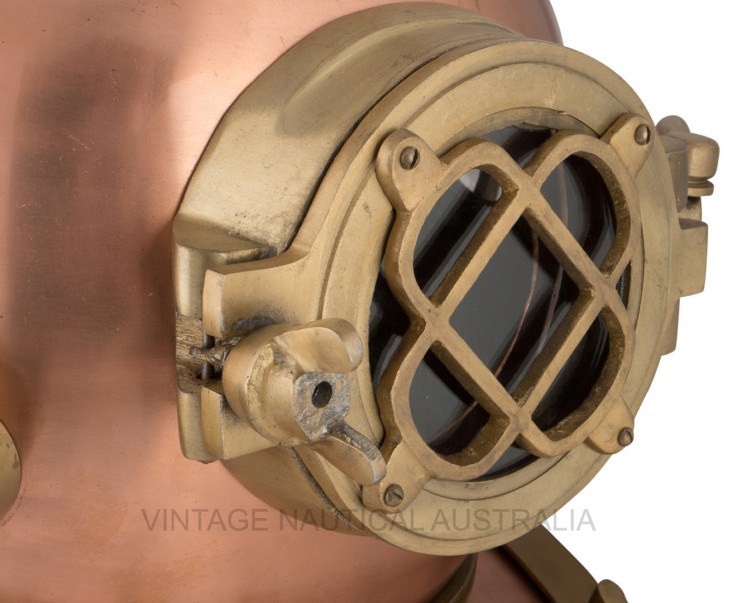Divers Helmet (Scuba) Wooden Base