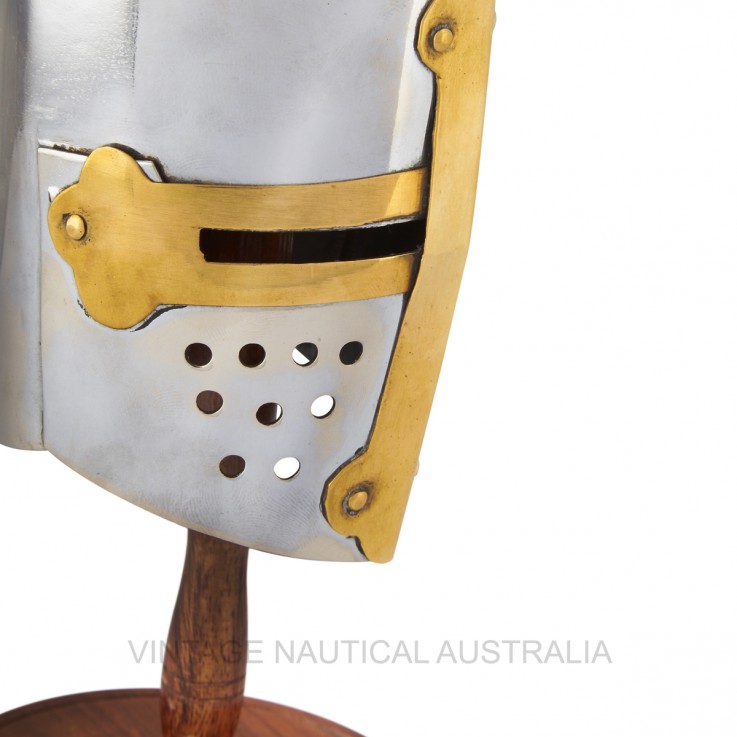 Miniature Warrior Helmet – Crusader
