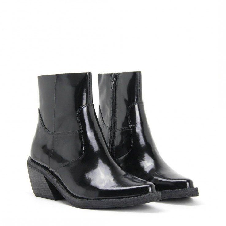 JEFFREY CAMPBELL CRUSADO ANKLE BOOT 