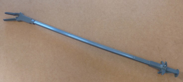 Long reach Grabber with small nippers
