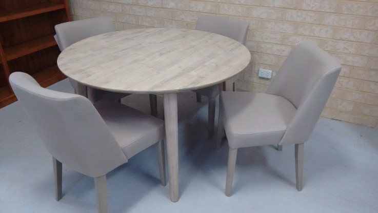 Acacia light grey table+4 x chairs