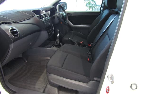 2016 Mazda BT-50 XT UR Manual 4x2