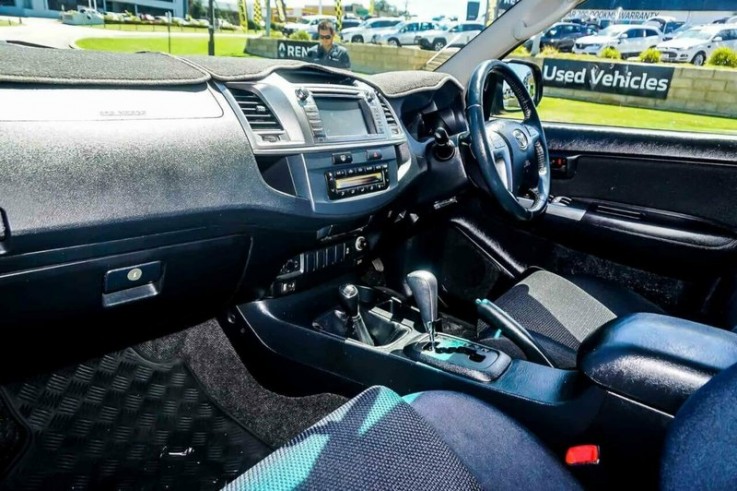 2014 Toyota Hilux SR5 Double Cab Utility