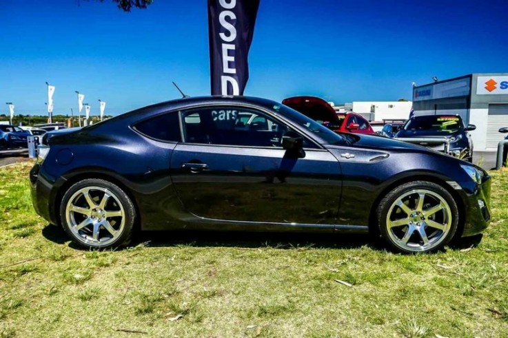 2013 Toyota 86 GTS Coupe (Grey)