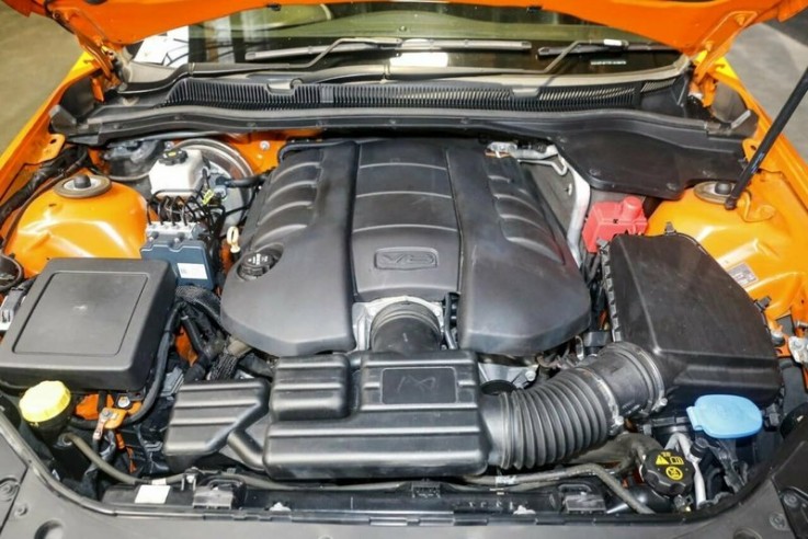 2013 Holden Ute SS Ute Utility (Orange)