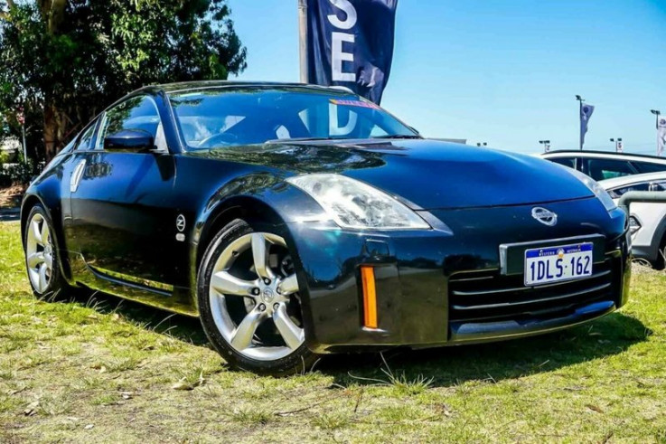 2007 Nissan 350Z Touring Coupe (Black)