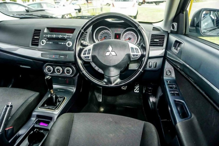 2009 Mitsubishi Lancer VR-X Sedan (Black