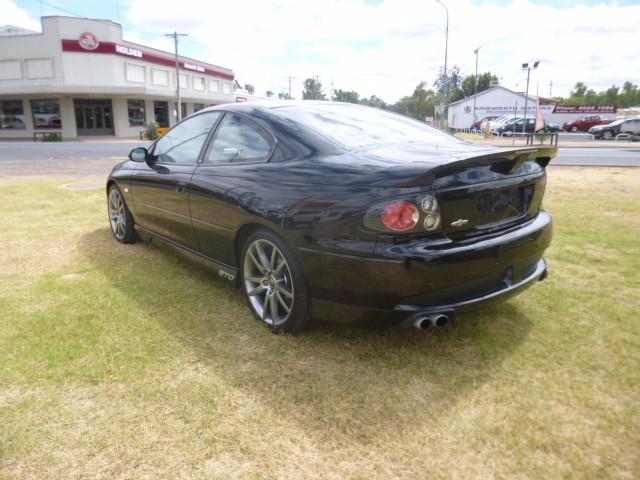 USED 2005 HSV COUPE GTO