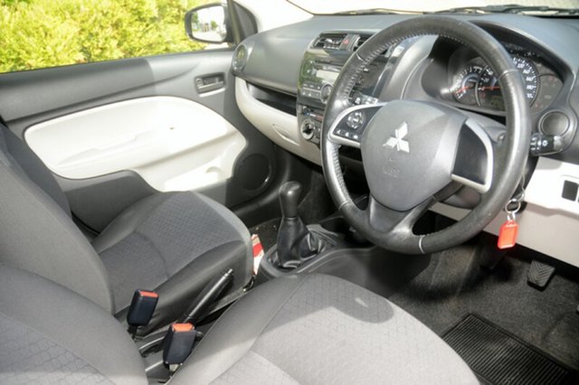 2014 Mitsubishi Mirage ES Hatchback