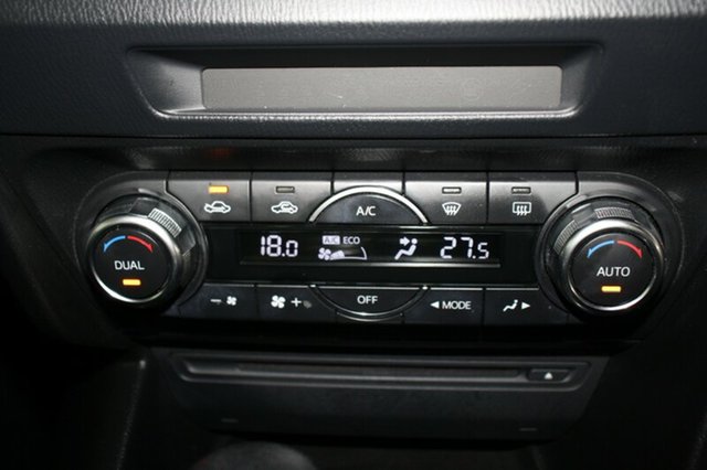 2013 Mazda 3 SP25 SKYACTIV-Drive Sedan