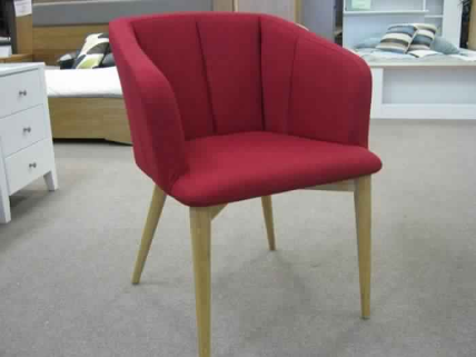 KANSAS CHAIR WITH ARM-RED FABRIC 
