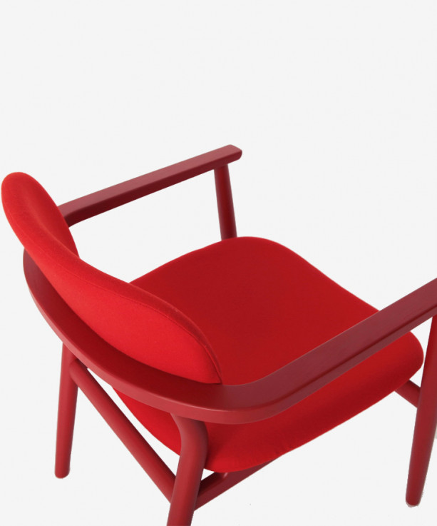 Ease Lounge Chair by Elmo